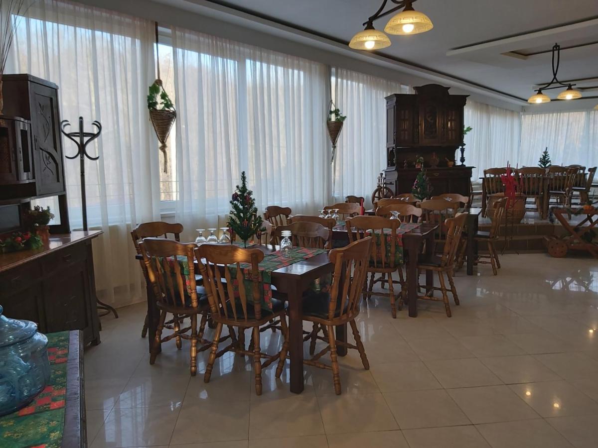 Hotel Turist ريشيتسا المظهر الخارجي الصورة