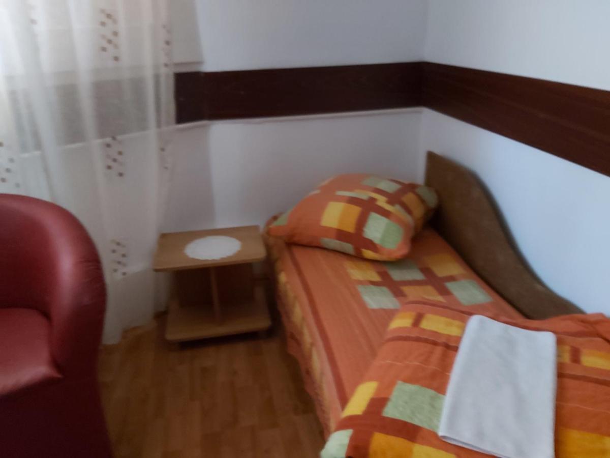 Hotel Turist ريشيتسا المظهر الخارجي الصورة